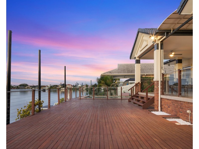 48 Port Jackson Boulevard, Clear Island Waters QLD 4226