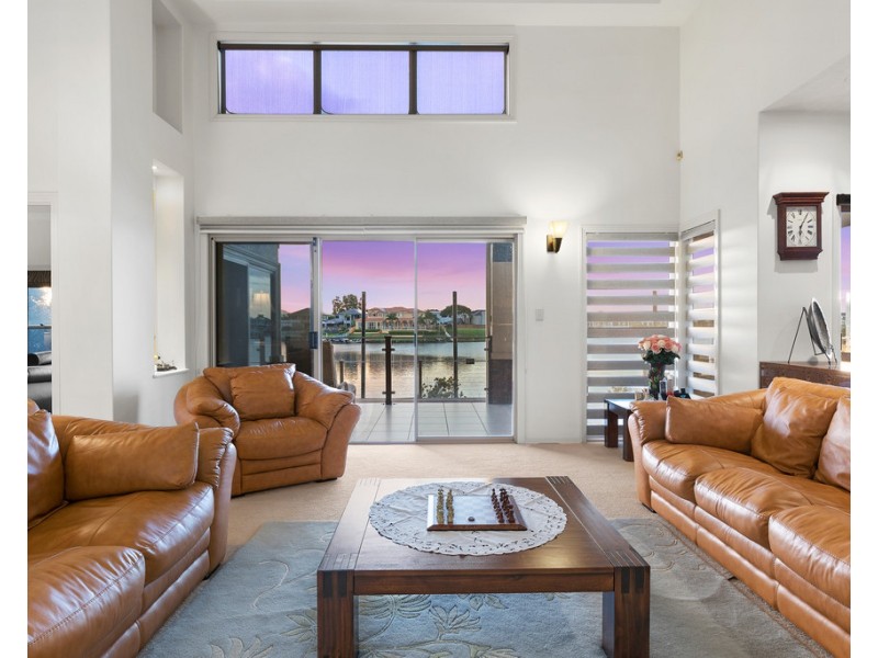 48 Port Jackson Boulevard, Clear Island Waters QLD 4226