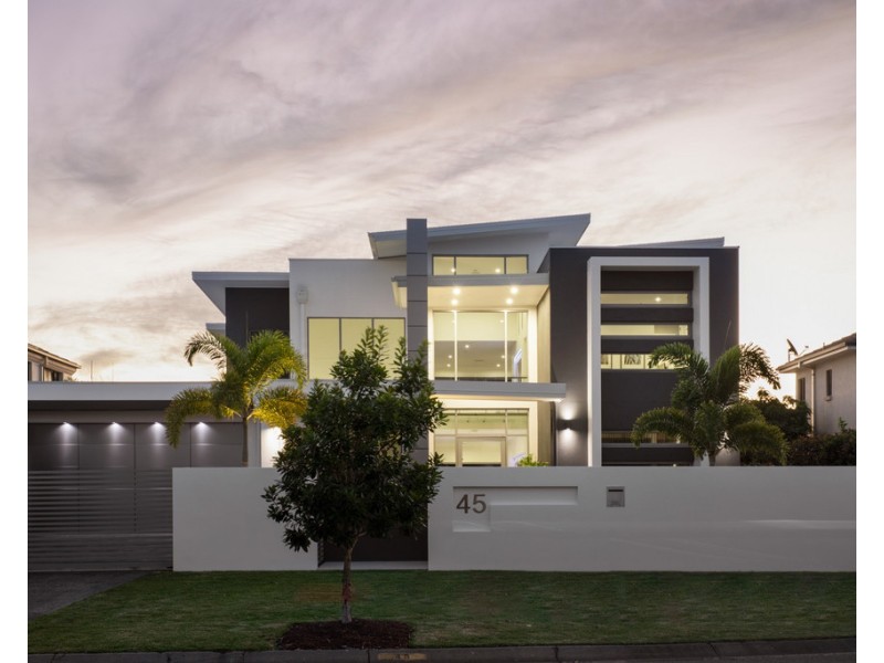 45 Sir Bruce Small Boulevard, Benowa Waters QLD 4217