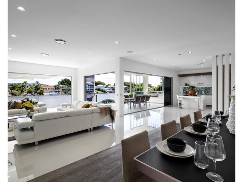 45 Sir Bruce Small Boulevard, Benowa Waters QLD 4217