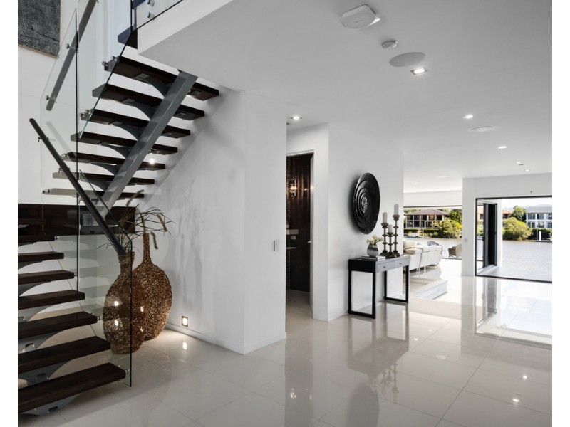 45 Sir Bruce Small Boulevard, Benowa Waters QLD 4217