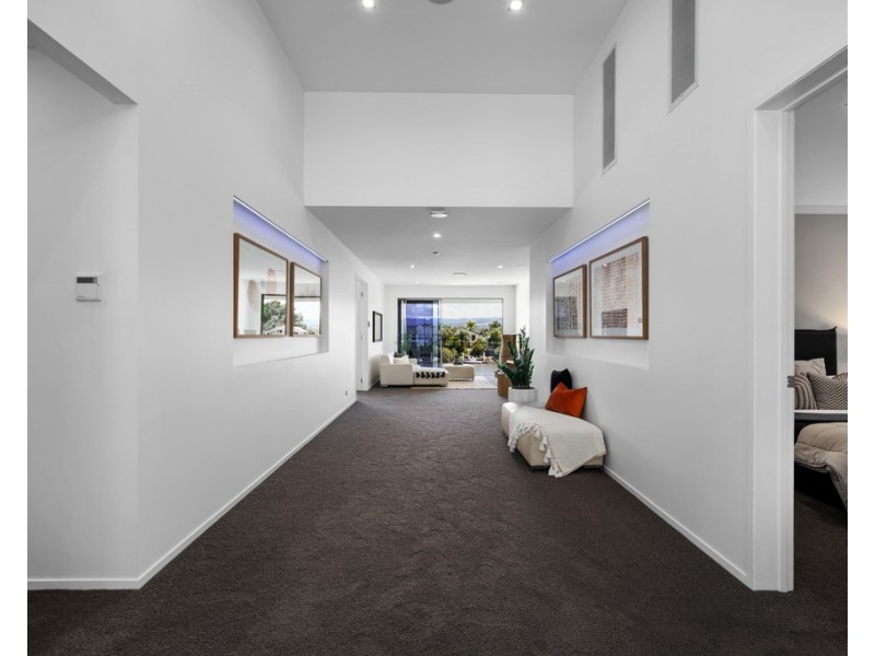 45 Sir Bruce Small Boulevard, Benowa Waters QLD 4217