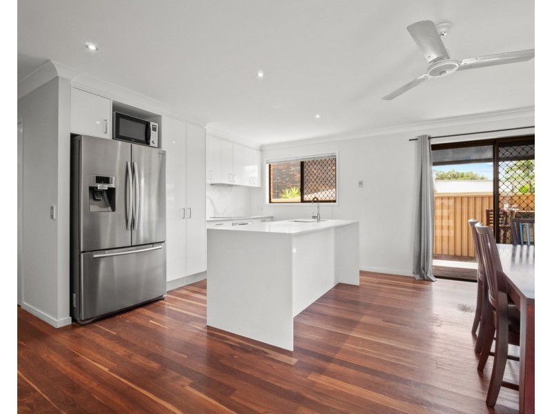 1/3 Wagtail Court, Burleigh Waters QLD 4220