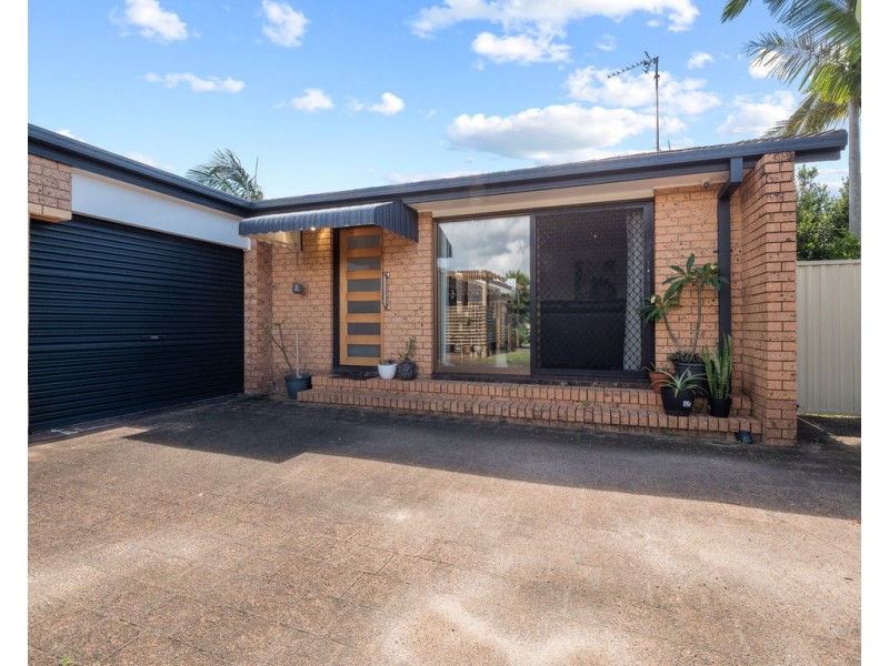 1/3 Wagtail Court, Burleigh Waters QLD 4220