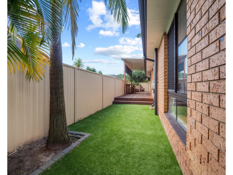 1/3 Wagtail Court, Burleigh Waters QLD 4220