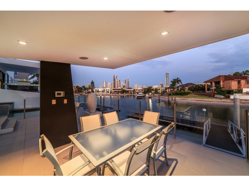 91 Gibraltar Drive, Isle Of Capri QLD 4217