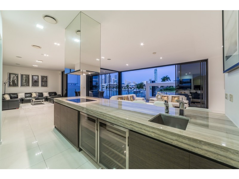 91 Gibraltar Drive, Isle Of Capri QLD 4217