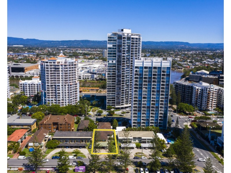 1,2,3 and 4/20 Mary Avenue, Broadbeach QLD 4218