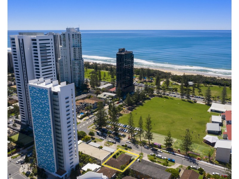 1,2,3 and 4/20 Mary Avenue, Broadbeach QLD 4218