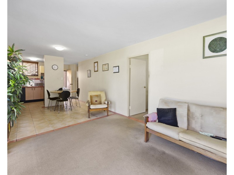 1,2,3 and 4/20 Mary Avenue, Broadbeach QLD 4218