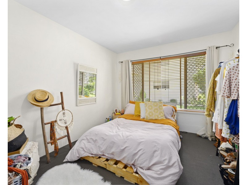 1,2,3 and 4/20 Mary Avenue, Broadbeach QLD 4218