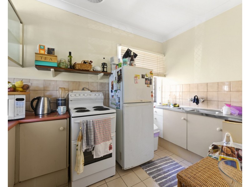 1,2,3 and 4/20 Mary Avenue, Broadbeach QLD 4218