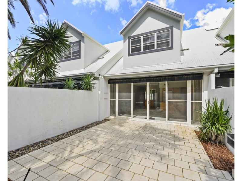 26/103 Salerno Street, Surfers Paradise QLD 4217