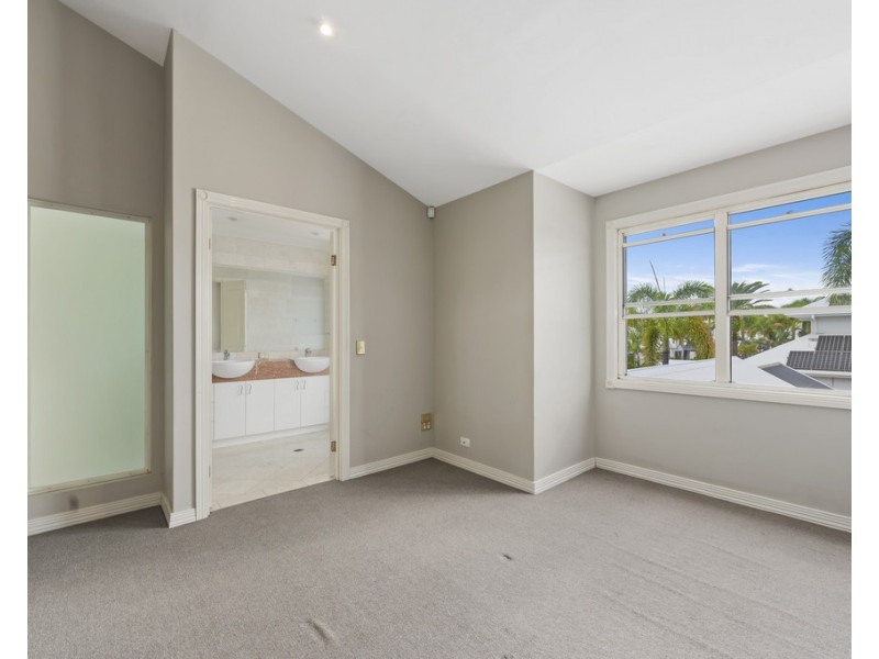 26/103 Salerno Street, Surfers Paradise QLD 4217