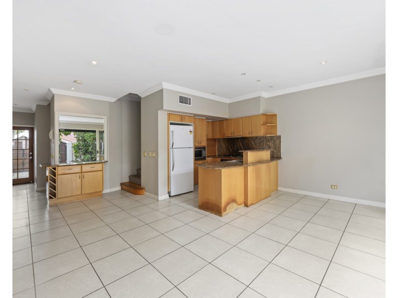 26/103 Salerno Street, Surfers Paradise QLD 4217