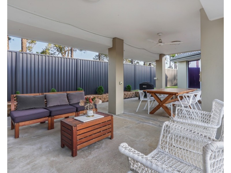 57 Rawlinna Drive, Mermaid Waters QLD 4218