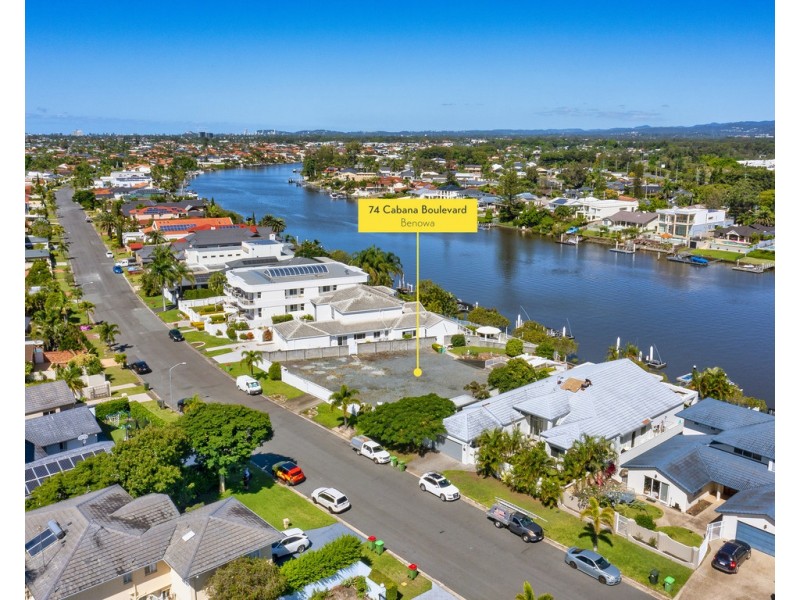 74 Cabana Boulevard, Benowa QLD 4217