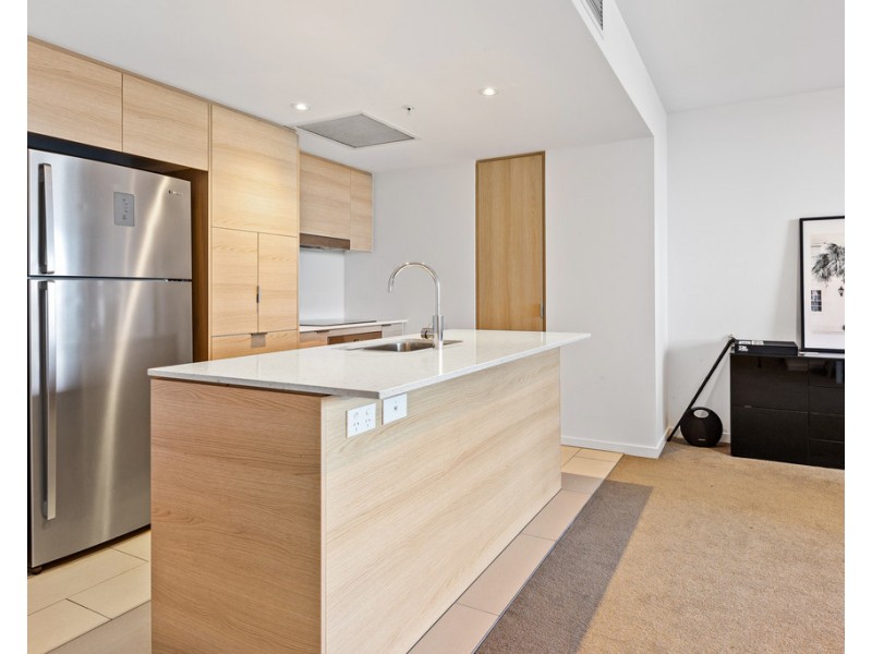 904 Avani 2663 Gold Coast Highway, Broadbeach QLD 4218