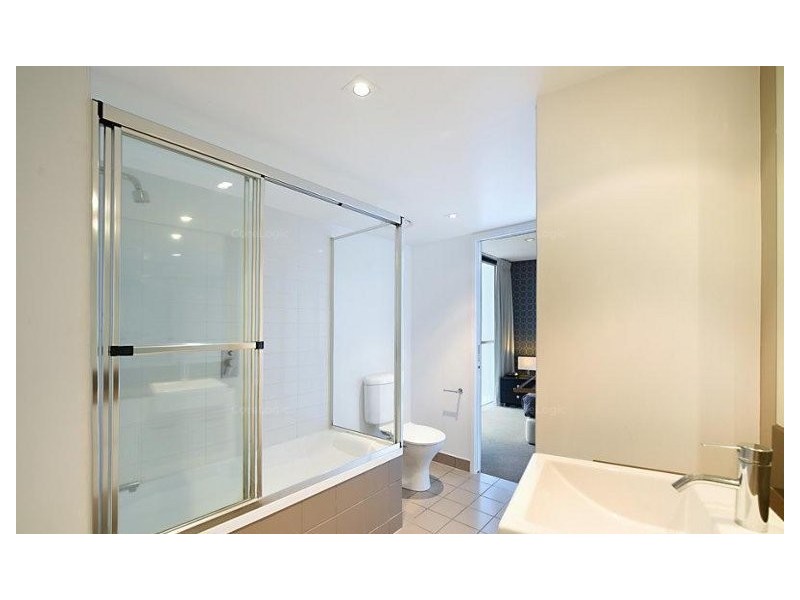 407 ‘Artique’ 18 Enderley Avenue, Surfers Paradise QLD 4217