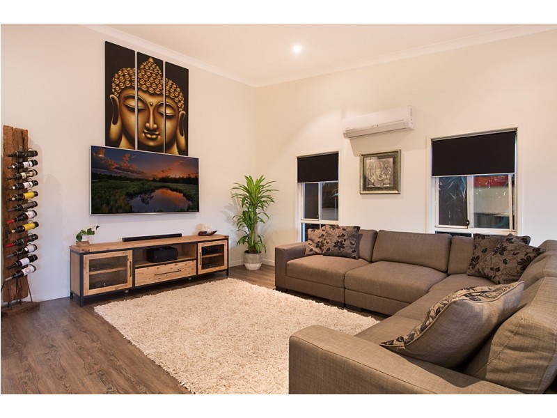 10 Caprice Street, Bonogin QLD 4213