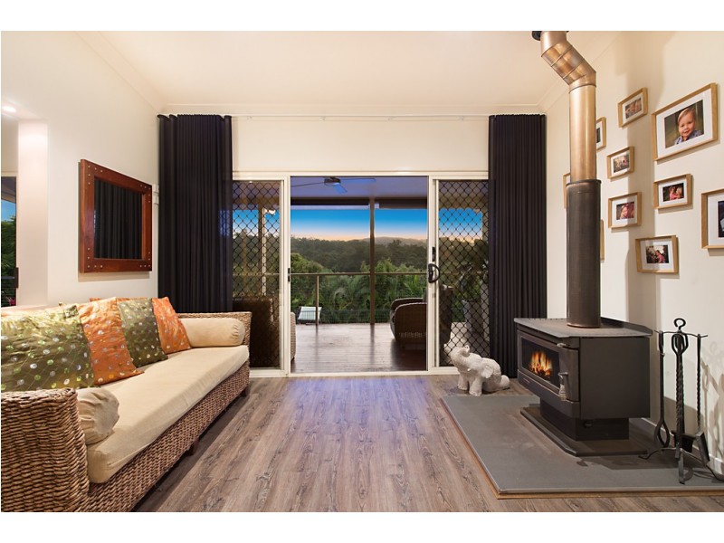 10 Caprice Street, Bonogin QLD 4213