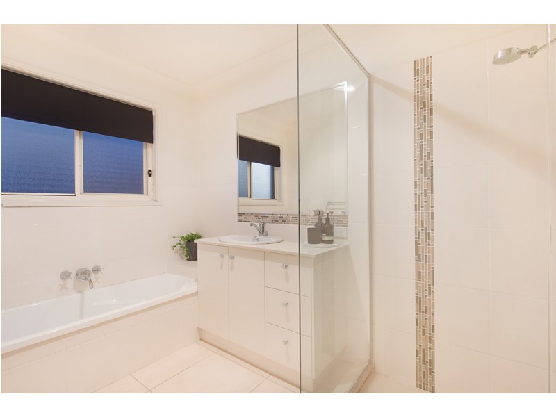 10 Caprice Street, Bonogin QLD 4213