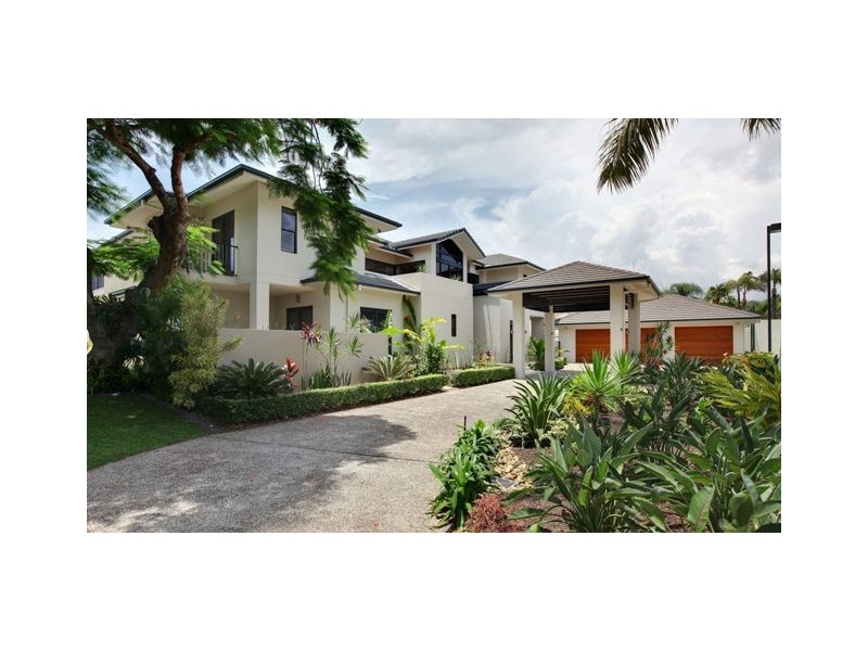 20 Marseille Court, Sorrento QLD 4217