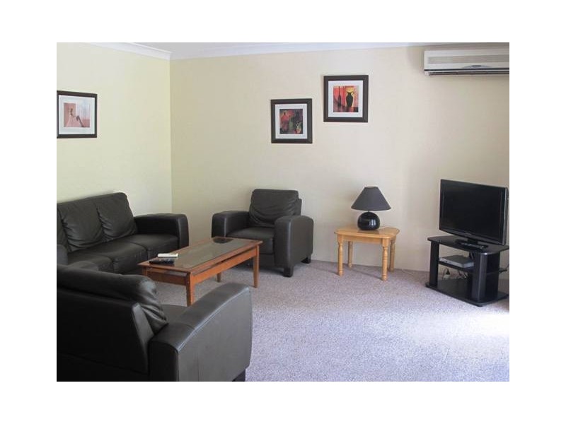 37 ‘Surfers Tradewinds’ 42 Beach Pde, Surfers Paradise QLD 4217