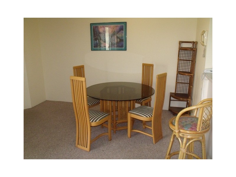 37 ‘Surfers Tradewinds’ 42 Beach Pde, Surfers Paradise QLD 4217