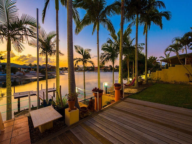 106 Upton Street, Bundall QLD 4217