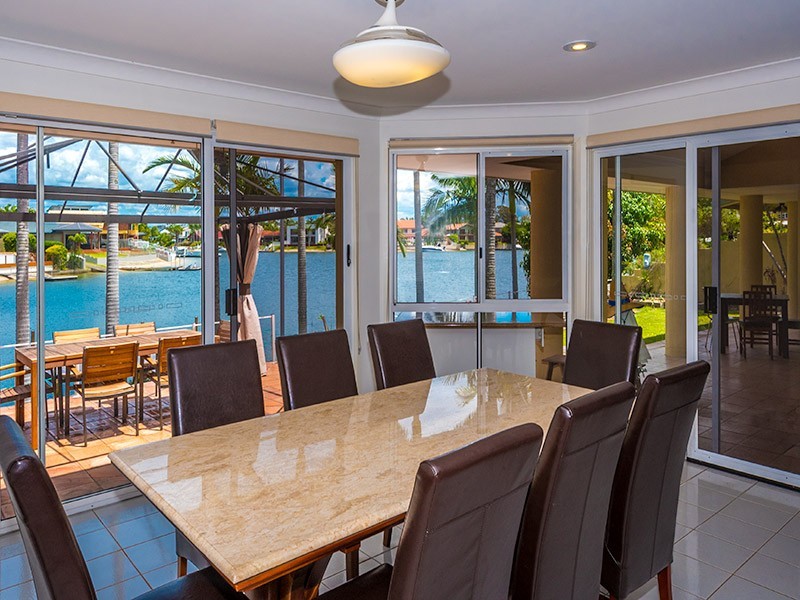 106 Upton Street, Bundall QLD 4217