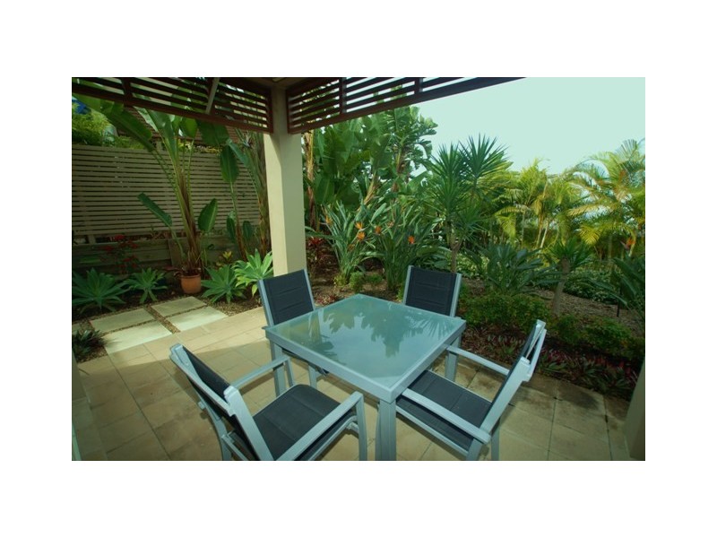 6114 ‘Badon Village’, Ross Street, Benowa QLD 4217