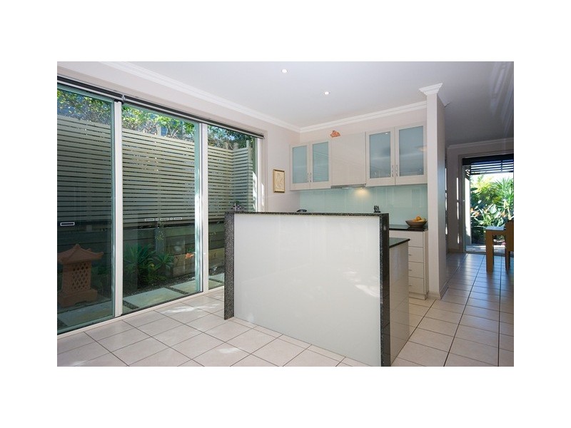 6114 ‘Badon Village’, Ross Street, Benowa QLD 4217