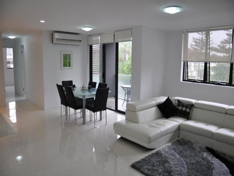 3 Beach Parade, Surfers Paradise QLD 4217