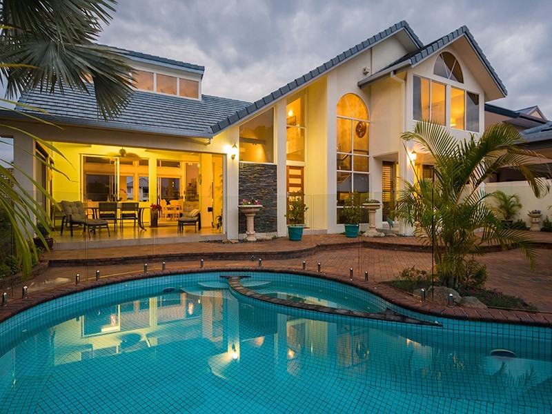 9 Bal Harbour, Broadbeach Waters QLD 4218
