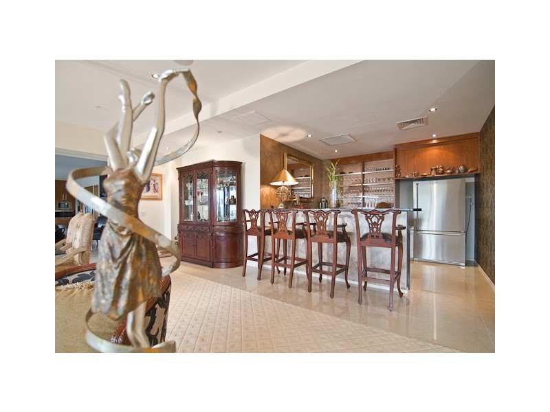 2001 Broadbeach on the Park, 2685 Gold Coast Hwy, Broadbeach QLD 4218