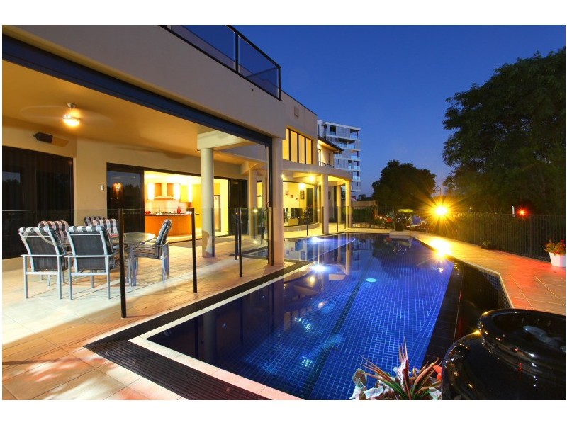 27 Lakelands Drive, Merrimac QLD 4226