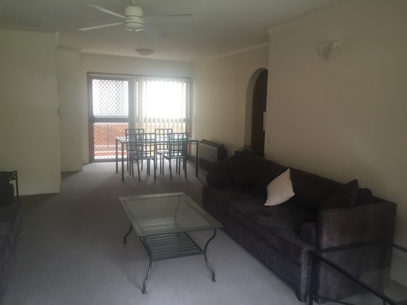 1/7 Federation Avenue, Broadbeach QLD 4218