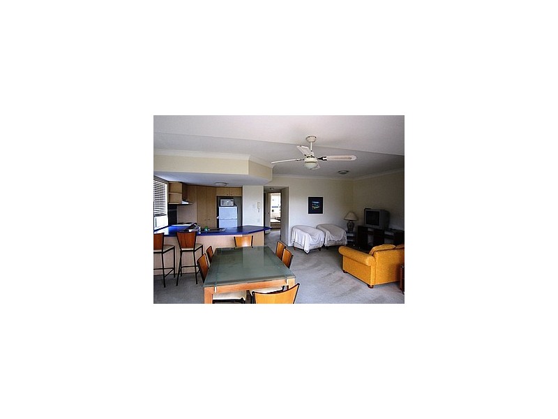 4/16 Lavarack Road, Nobby Beach QLD 4218