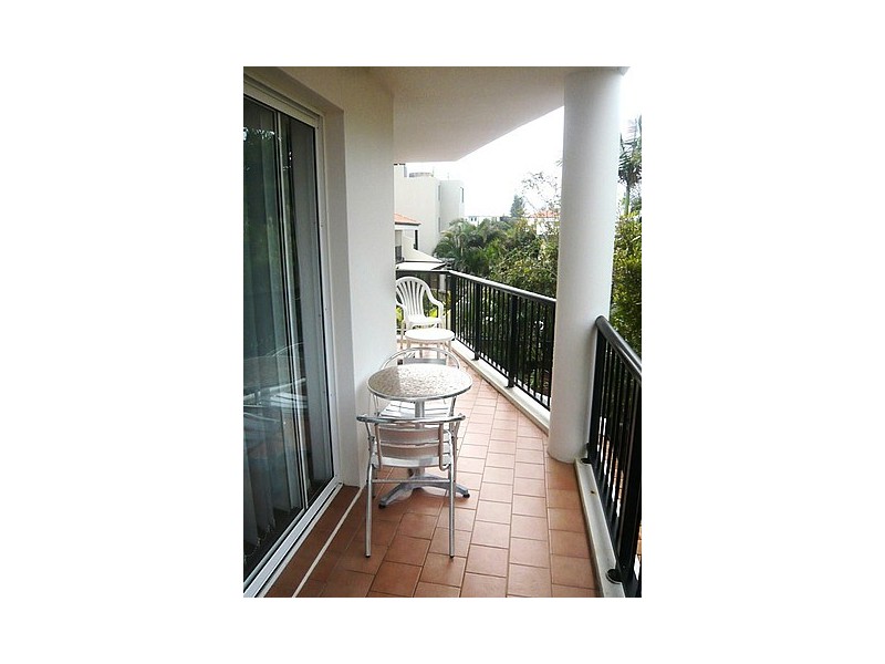 10/15 Surf Street, Mermaid Beach QLD 4218