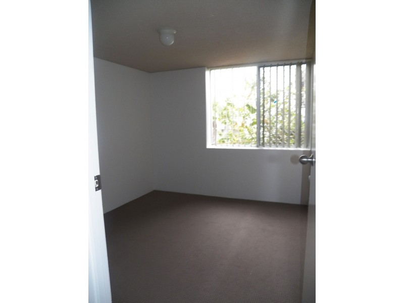 1/250 The Esplanade, Burleigh Heads QLD 4220