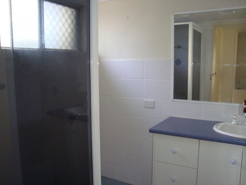 1/250 The Esplanade, Burleigh Heads QLD 4220