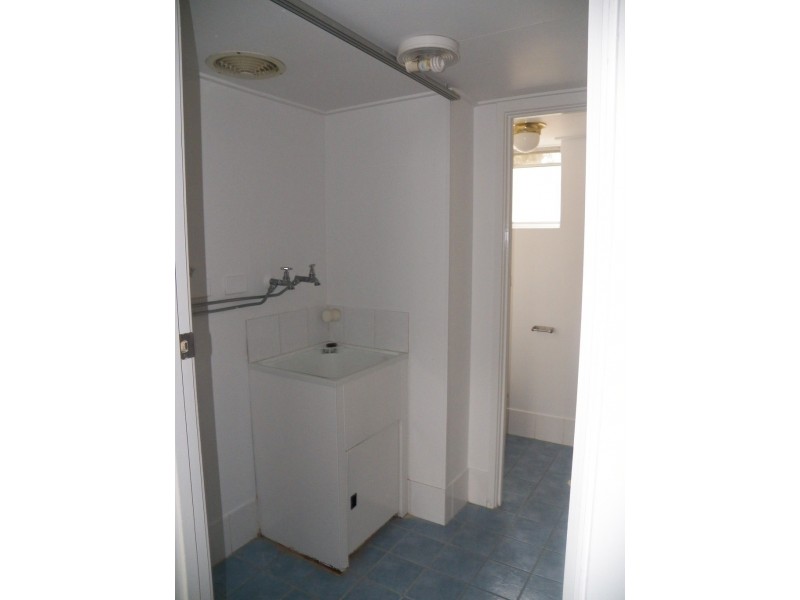 1/250 The Esplanade, Burleigh Heads QLD 4220