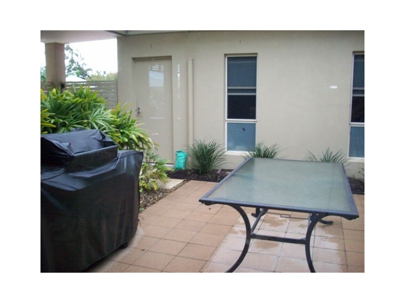 6114 Badon Village, Benowa QLD 4217