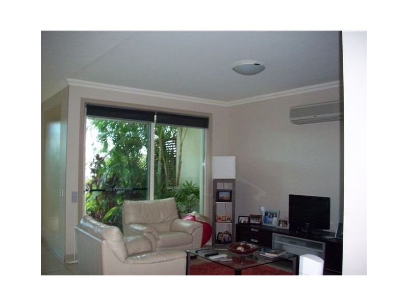 6114 Badon Village, Benowa QLD 4217