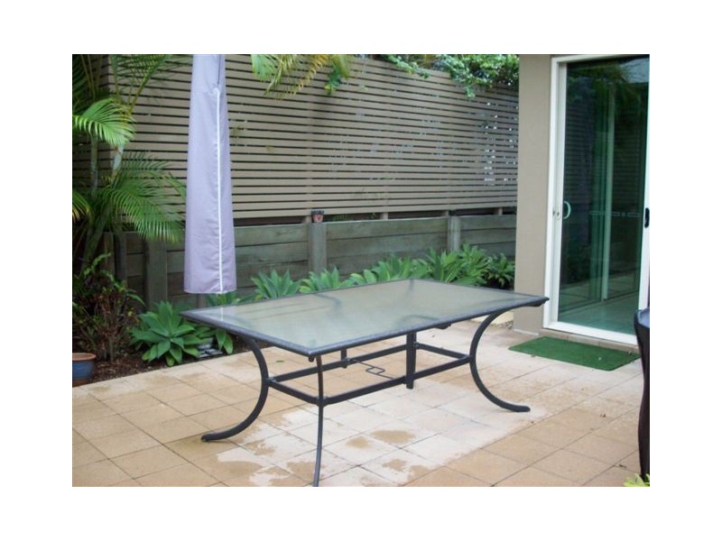 6114 Badon Village, Benowa QLD 4217