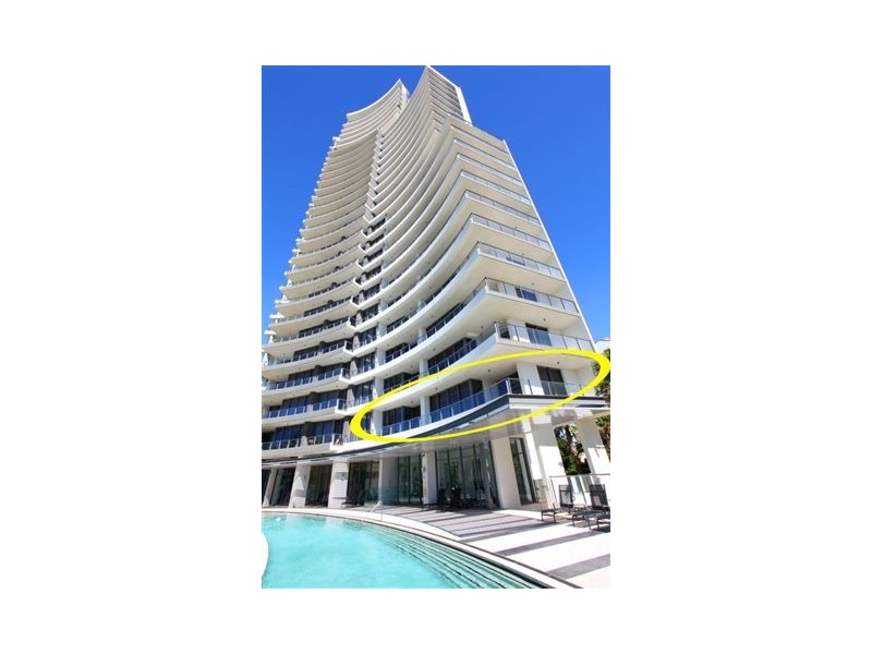 1/173 Old Burleigh Road, Broadbeach QLD 4218