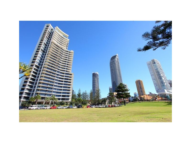 1/173 Old Burleigh Road, Broadbeach QLD 4218