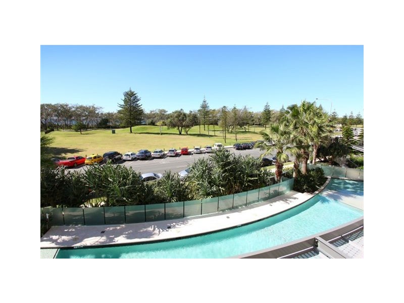 1/173 Old Burleigh Road, Broadbeach QLD 4218