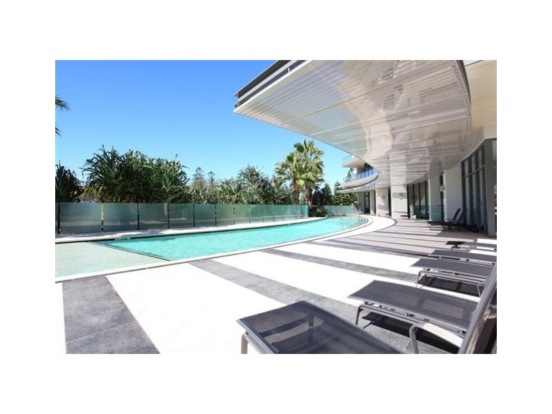 1/173 Old Burleigh Road, Broadbeach QLD 4218